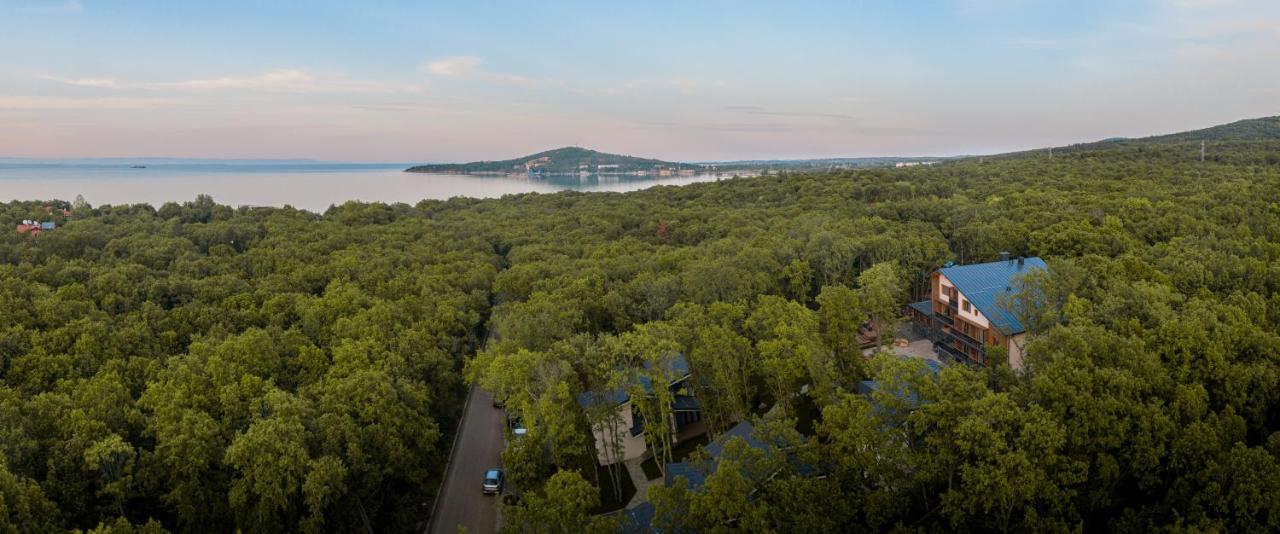 Utopia Forest Burgas Stad Buitenkant foto