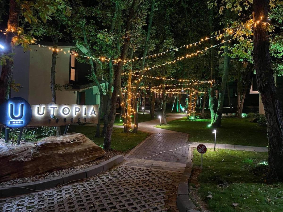Utopia Forest Burgas Stad Buitenkant foto